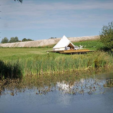 Glamping Och Gardslagenhet Mellan Himmel Och Hav Apartment Skivarp Exterior foto