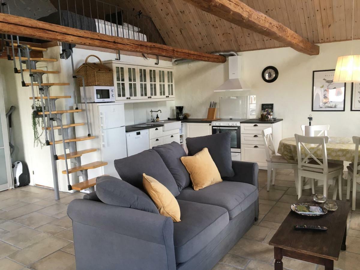 Glamping Och Gardslagenhet Mellan Himmel Och Hav Apartment Skivarp Exterior foto